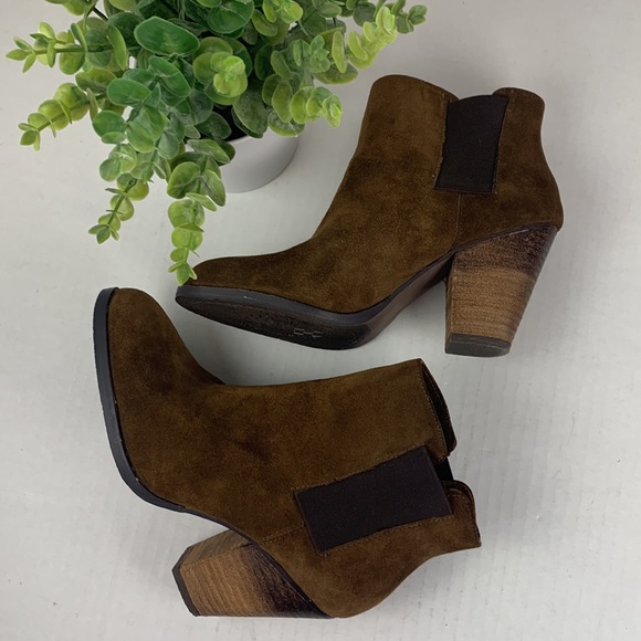 Vince Camuto brown ankle boots - Picture 9 of 15